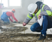 Izvedba in sušenje estriha v pasivni hiši